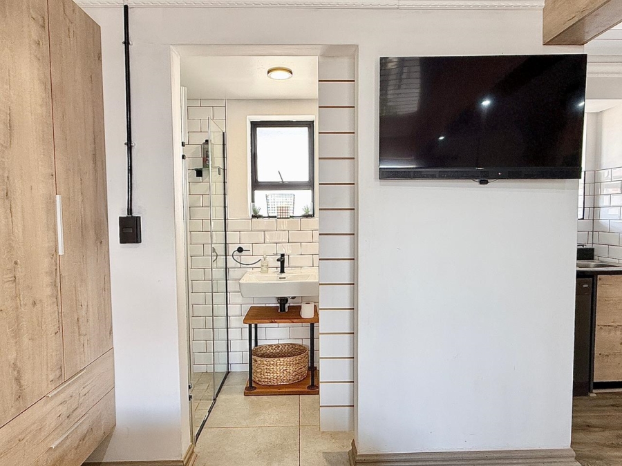 1 Bedroom Property for Sale in West Beach Western Cape